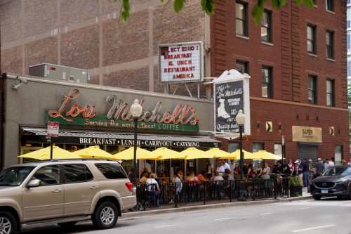 Lou Mitchell's famous diner in Chicago
